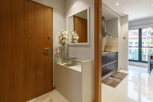 Mar e Sol Chic & Modern City Apartment