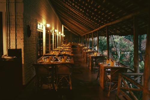 Restaurace v ubytování Spice Village Thekkady - A CGH Earth Experience