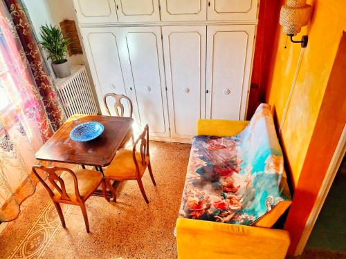 Cozy Studio Attic at Historical Centre of Florence 5 mins SMN and 7 Duomo