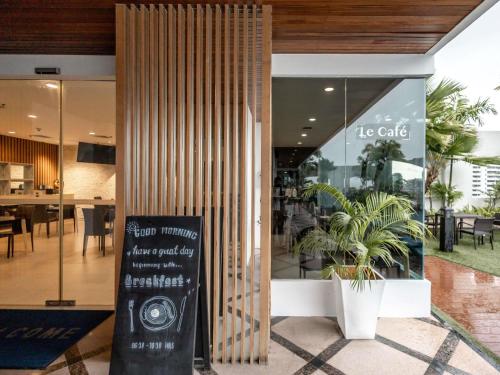 Et opholdsområde på Grand Mercure Bangkok Asoke Residence