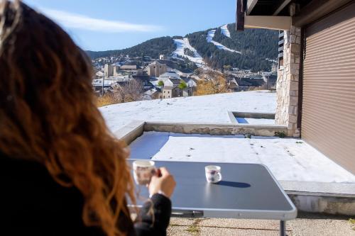 Appartement Le Cosy des ANGLES, avec terrasse, vues sur les pistes et lac MATEMALE