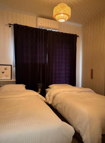 2 Bedroom 2 Bath Modern Apartment 9min from Metro Station