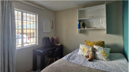 En eller flere senge i et værelse på 110 on Steger