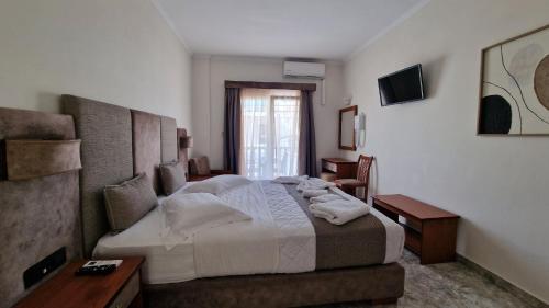 Gallery image of Hotel Dionysis Studios in Adamas