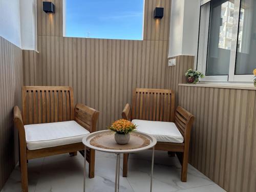 Modern and cozy loft Double terrace and beach