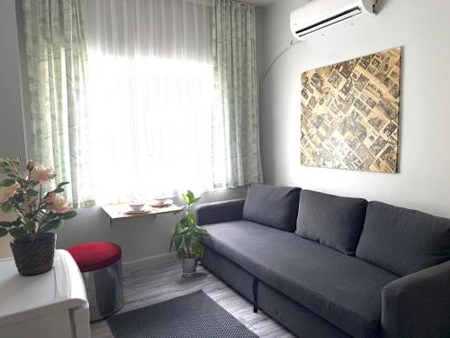 Posezení v ubytování Kaleiçi muhteşem konum deniz yakını 1+0 özel ev