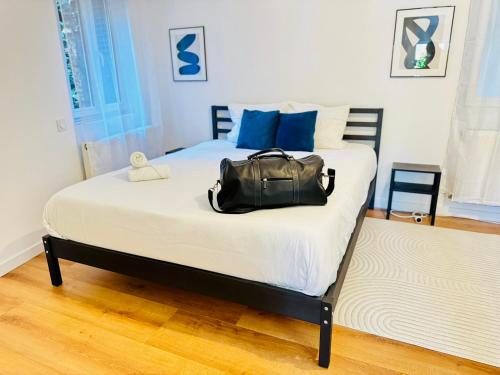 Afbeelding uit fotogalerij van Le Rivage - Gare SNCF in Rive-de-Gier