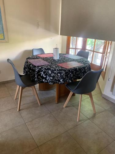 Posezení v ubytování Amplio departamento monoambiente a metros del parque general San Martín