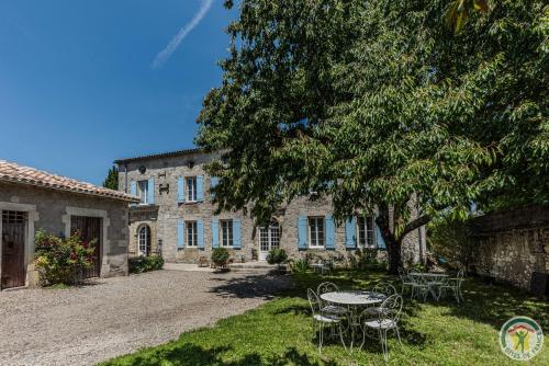 Un Petit Château