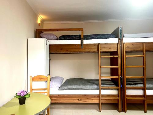Delphi Hostel