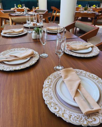 Φαγητό σε αυτό το ξενοδοχείο ή κάπου εκεί κοντά