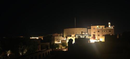 Φωτογραφία από το άλμπουμ του Shwathina Inn نزل شواذنة σε Nizwa