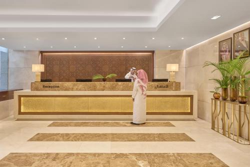 Makarem Haram view suites
