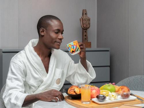 Φαγητό σε αυτό το ξενοδοχείο ή κάπου εκεί κοντά