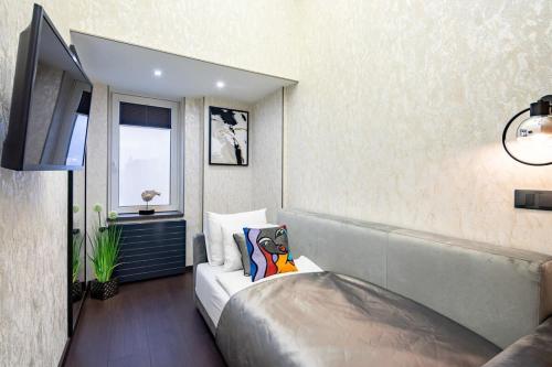 Extreme Central - Comfy Stay for Solo Traveller