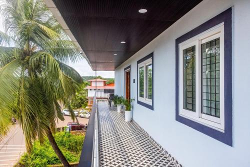 Billede fra billedgalleriet på Zephyr Luxury 2BHK With Private Jacuzzi Nr Anjuna i Siolim