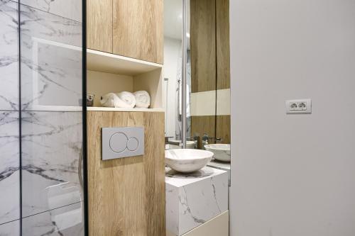 Ένα μπάνιο στο Bulevard Suite