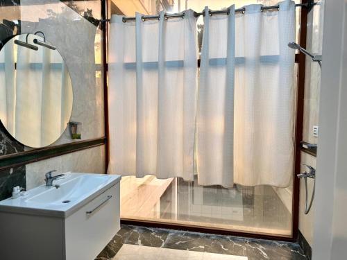 Gallery image of Retro Hotel in Baku