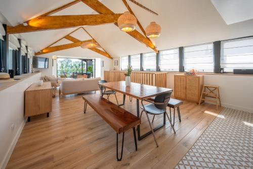 TV a/nebo společenská místnost v ubytování Ar Pavilhon