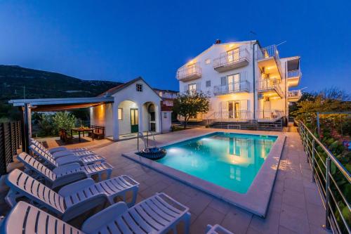 Villa Maria
