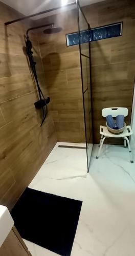 Modern Studio in Castle Harbour