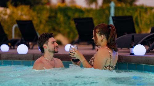 Gallery image of Onsen Hotel and Spa in Desert Hot Springs