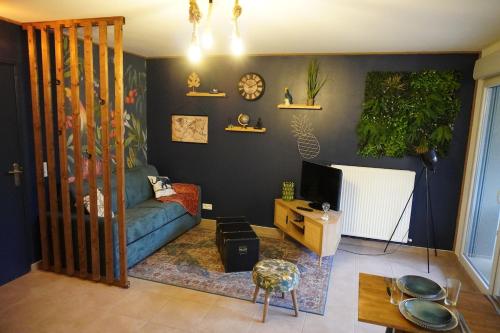 Μια τηλεόραση ή/και κέντρο ψυχαγωγίας στο Appartement T2 Morestel, 4 personnes