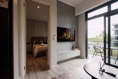 Ένα ή περισσότερα κρεβάτια σε δωμάτιο στο 132 Menlyn Maine