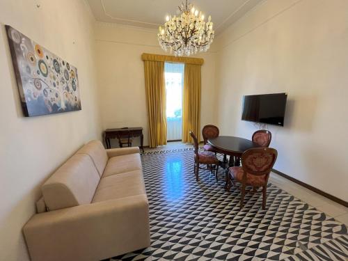 Historic Vomero Apartment with Secluded Patio