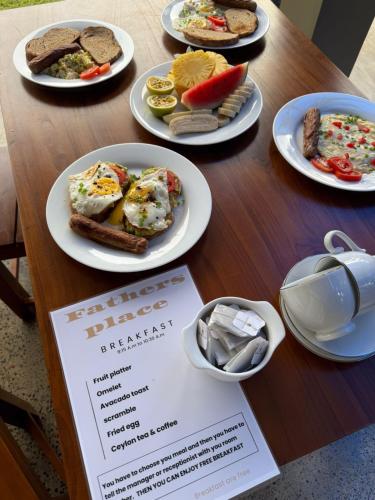 Comida en el hotel o alrededores