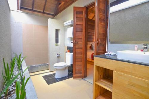 Ένα μπάνιο στο Verona Landscape 3 BR Side By Side ZN334