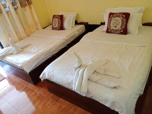 Gallery image of Nongkhiaw view Guest house in Luang Prabang