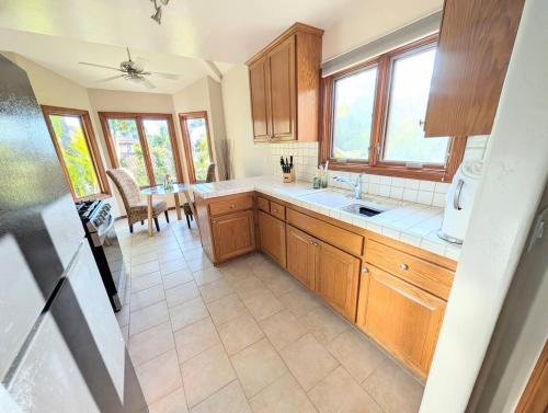 Foto da galeria de Cozy Carlsbad Home for Vacation or Work em Carlsbad