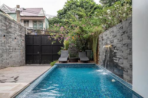 Billede fra billedgalleriet på Elegant 6BR Pool Villa in Thao Dien, D2 by Raymond i Ho Chi Minh City