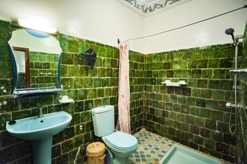 A bathroom at La Terrasse des Delices