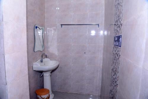 Φωτογραφία από το άλμπουμ του SRI RANGA RESIDENCY σε Māvingundi