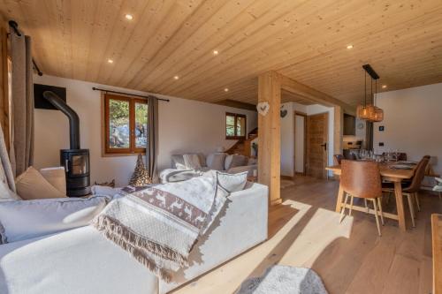 Chocolate Moose Chalet - Snow and Trek - Morzine