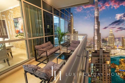 LUX The Burj Khalifa Fountain View Suite 3