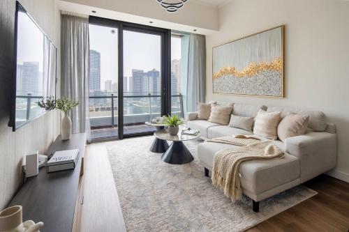 Frank Porter - Silverene Towers A