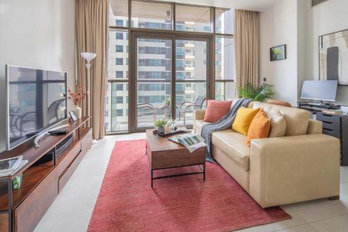 Frank Porter - No, 9 Dubai Marina