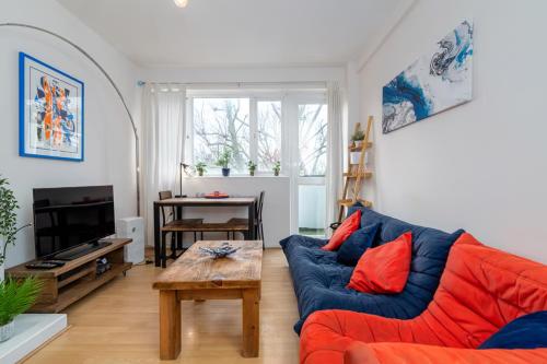 The 'Beahive SE1' -Beautiful Flat near London Eye! photo 6