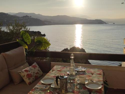 Dreamy sunrise at Marina Playa