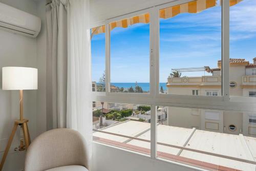 Piscina y vistas espectaculares en Torremolinos