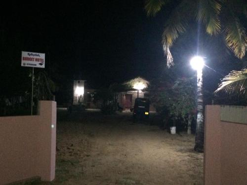 Gallery image of Kalkudah Budget Hotel in Pasikuda