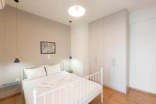 Panormou Neon - Urban Apartment 3B
