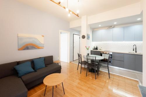 Panormou Neon - Urban Apartment 3B