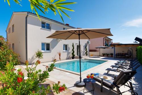 Villa Nata in Pula - Haus für 8-10 Personen