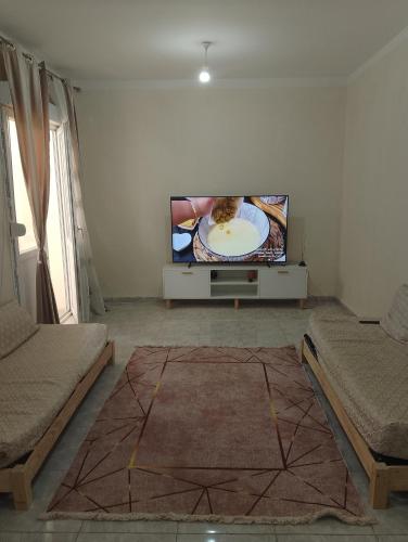 Μια τηλεόραση ή/και κέντρο ψυχαγωγίας στο Draria chemin des crêtes