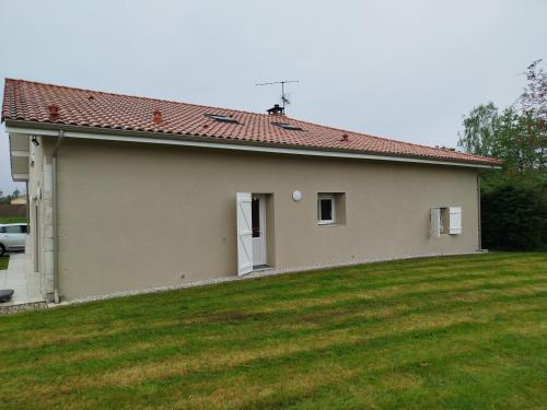 Het gebouw waarin het vakantiehuis zich bevindt