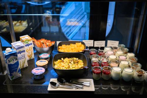 Jídlo v hotelu nebo okolí